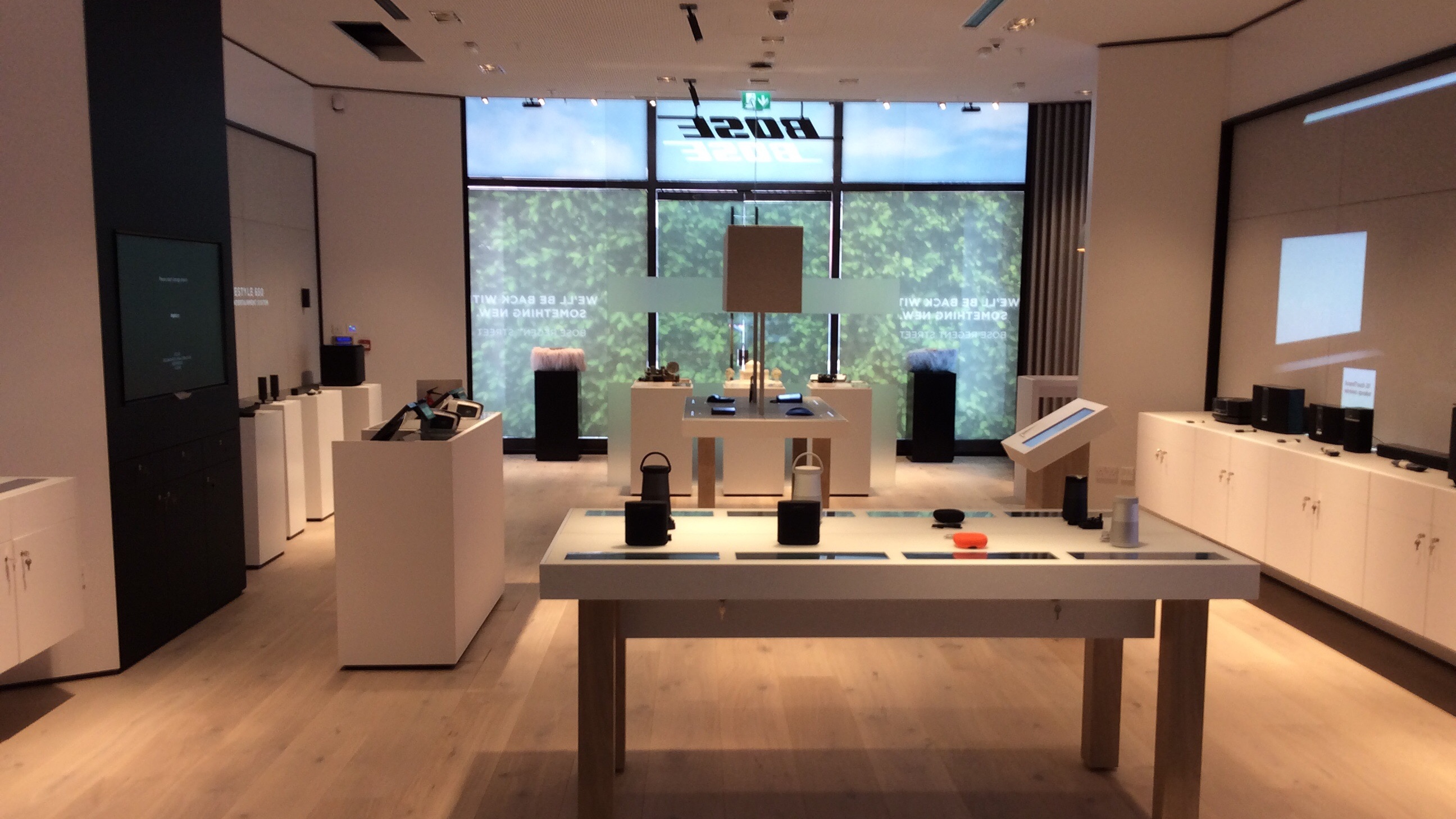 Skæbne Let respektfuld Bose Flagship Store – GARIFF